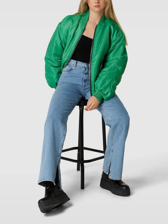 CATWALK JUNKIE Bomberjacke Mit Reißverschluss Modell 'FAYE' - Grün 1 CATWALK JUNKIE Bomberjacke Mit Reißverschluss Modell 'FAYE' - Grün