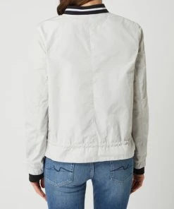 Amber & June Blouson Mit Zweiwege-Reißverschluss - Sand -Gipsy Shop 68ql2j249h254c2i6d6j8ji3agokcipg8p3j2h1m8l33cjq98l44gk1j8gqkugq588o56had8t34cjhma8o3ce1o6so3ge1m6lhjaohkcgrm4oj26pj6ap9nc8sm8php61i6adg