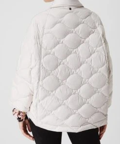 Windsor Daunenjacke Mit Raglanärmeln - Ecru -Gipsy Shop 6gr38jq98t63edi38h43eda799356hhl6h6kch1n9l5jijqi6t14aj2j9d4j0cq48cqjgkiiaoo48kif9co3ac1i70pm2d32chhj0ohk6ti34e1n6tim8c3569gjgor5clj66e0