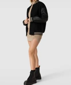 EDITED College-Jacke Mit Leistentaschen Modell 'Emmi Jacket' - Schwarz