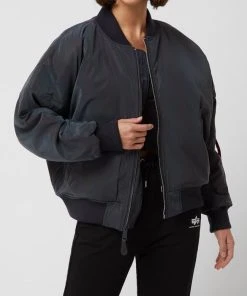 Alpha Industries Oversized Fit Bomber Mit Wattierung - Silber -Gipsy Shop 6h83gk2k6d0l0ii498rk6di2a94jeipl64pj8e2j8t6k4kqh912j8eai991l0c1oa564mia78h238da98h3jgdpj6ks3ecb464p34dpk6or66oj5c8r38p3160p3cohgcpi36do
