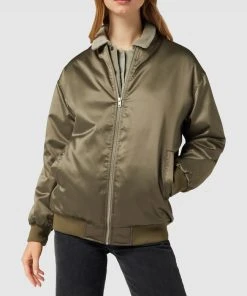 URBAN CLASSICS OVERSIZED Bomberjacke Aus Satin Modell 'Oversized Satin Bomber' - Lindgrün 8 URBAN CLASSICS OVERSIZED Bomberjacke Aus Satin Modell 'Oversized Satin Bomber' - Lindgrün -Gipsy Shop 8l450e9p8h6kckhpa5aj4dhi98rkoea298p38ga58tb3gga5715l2iqjapa50cic60q5ac9ha91l2dqea0o64ob574sj2oj4corjep1k6gsm8eb2c8p68c1i69hjid3661j6ad8