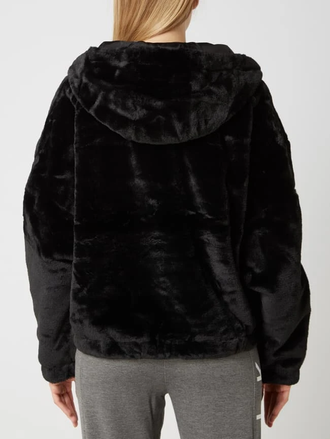 SIK SILK Blouson Aus Kunstpelz - Schwarz 5 SIK SILK Blouson Aus Kunstpelz - Schwarz – Bild 5