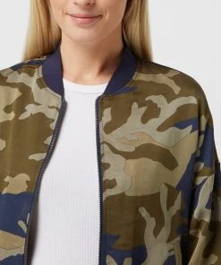 Risy & Jerfs Blouson Aus Viskose Mit Camouflage-Muster - Khaki -Gipsy Shop ah344k1j8ssl4ci969ajgh9hadak8gpl6tb3aci76d35cdpga8pkoli8akr48kak9t5l2haea5al0ca28oo6cphp6grm2e9lckoj0p1k6lhj0e1p74r34d9jcpim2pho6hh30p8