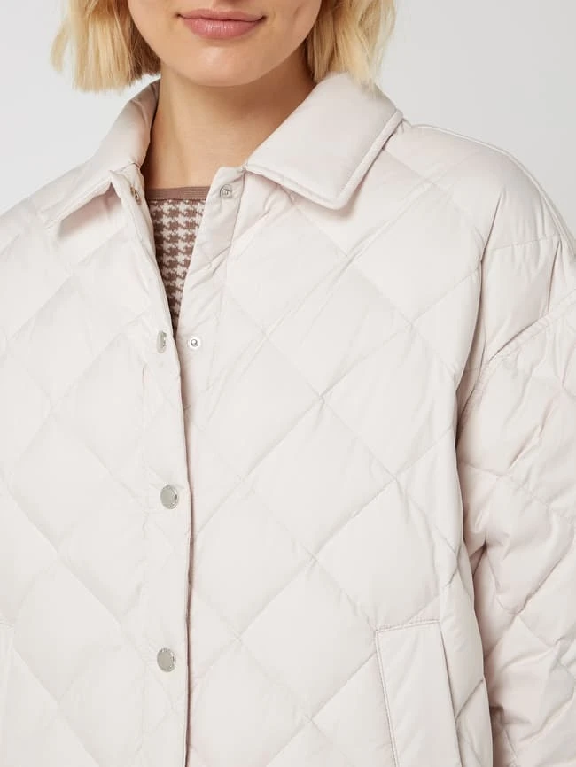 Windsor Oversized Daunenmantel Mit Umlegekragen - Ecru 3 Windsor Oversized Daunenmantel Mit Umlegekragen - Ecru – Bild 3