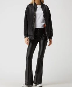 URBAN CLASSICS Oversized Bomber Aus Satin - Wattiert - Schwarz